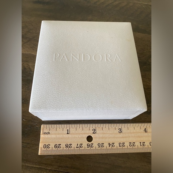 Pandora Moments Rose gold snake bracelet - Picture 7 of 8